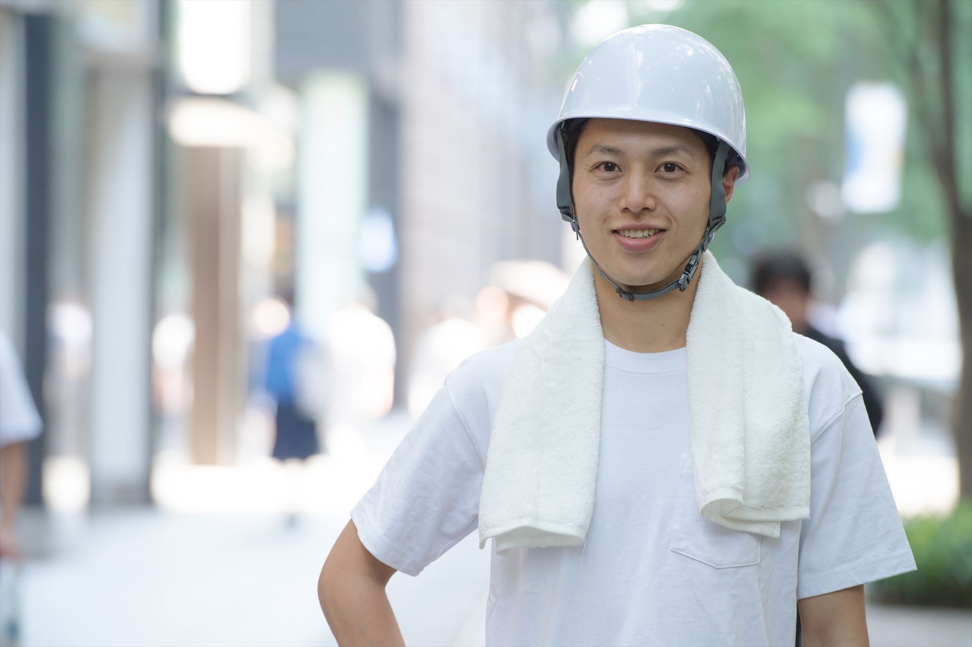 作業服の男性